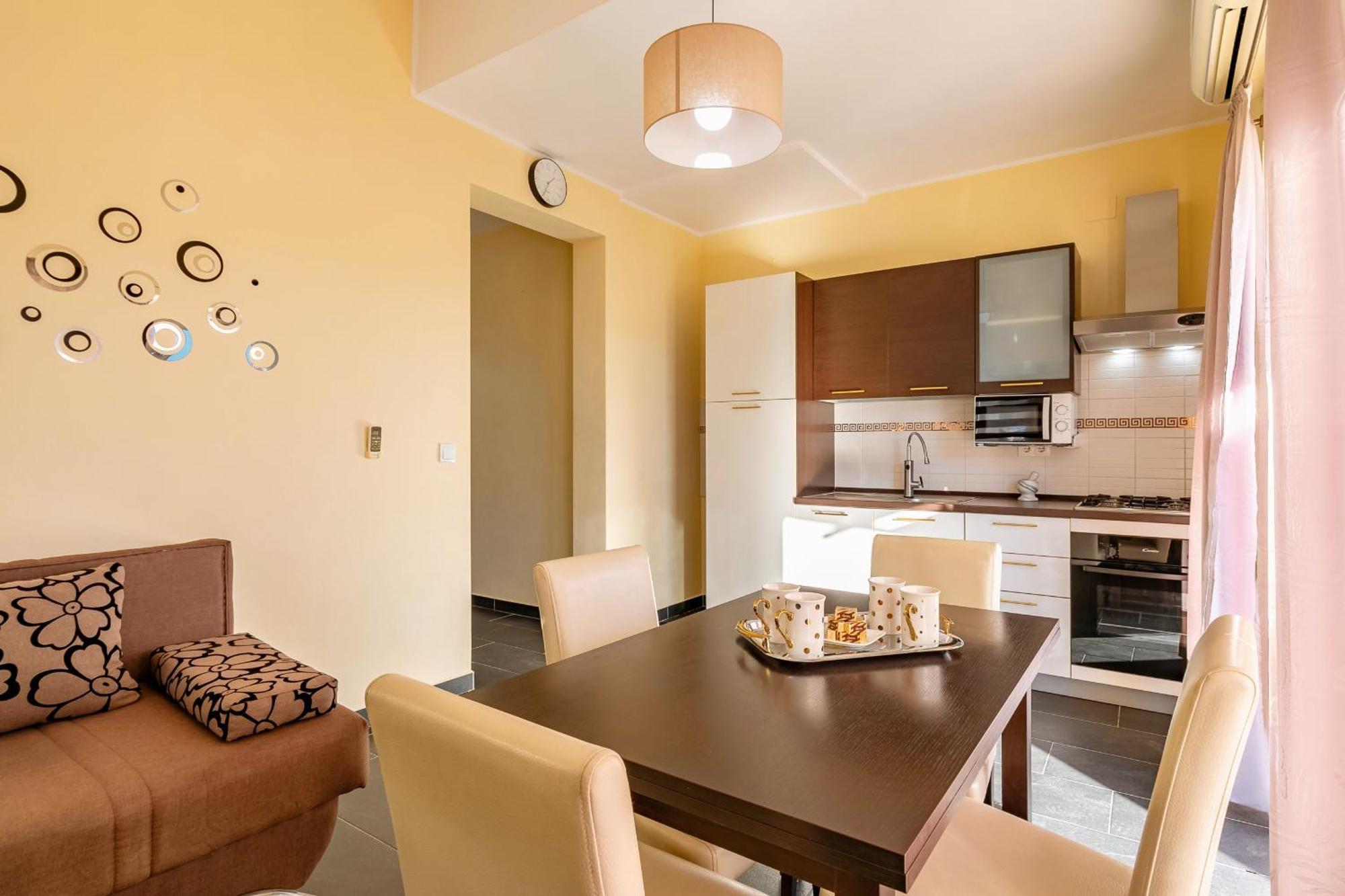 D&A Apartments فيلا لوكا المظهر الخارجي الصورة